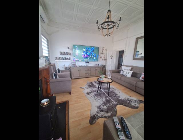 5 BEDROOM HOUSE FOR SALE IN VILLIERS